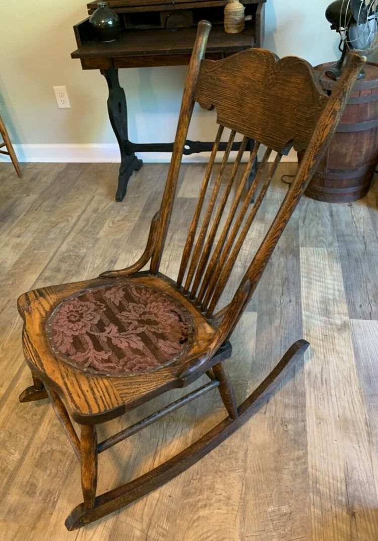 ANTIQUE OAK PRESS BACK SEWINGNURSING ROCKER