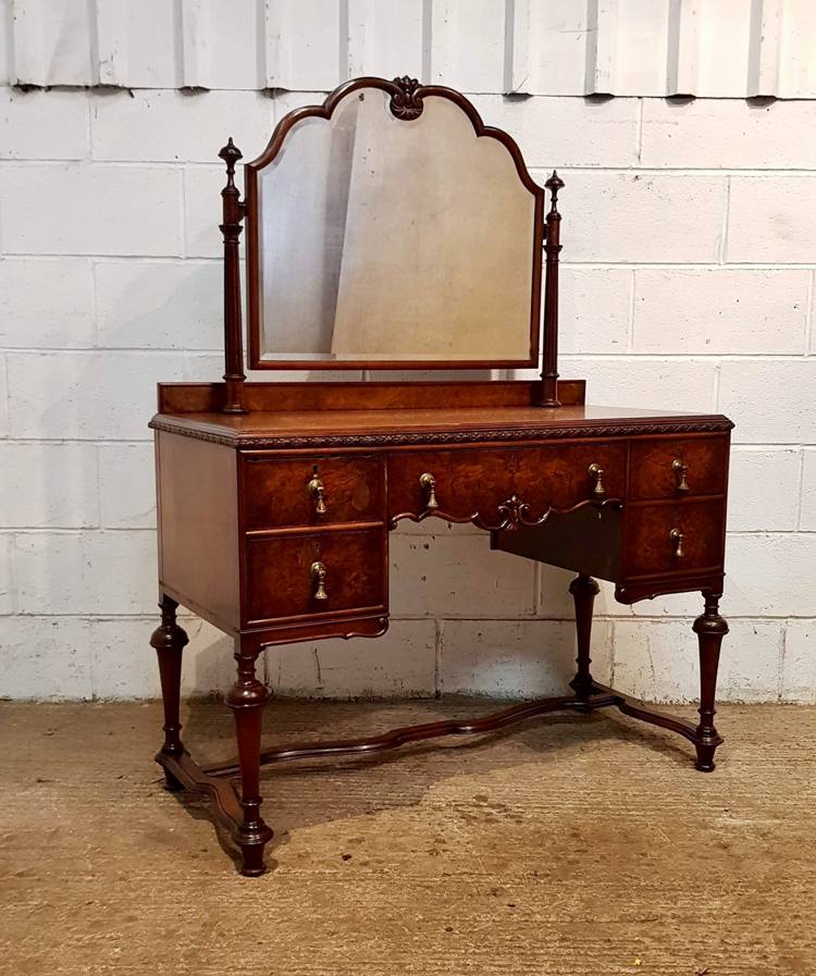 Antique Burr Walnut Queen Anne Dressing Table C1920