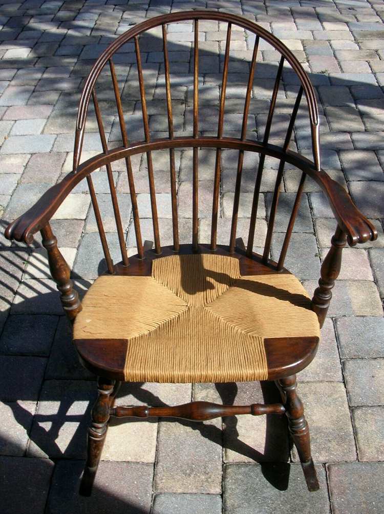 Antique Windsor Bow Back Arm Chair Rocker Rocking Chair W Rush Seat Youth