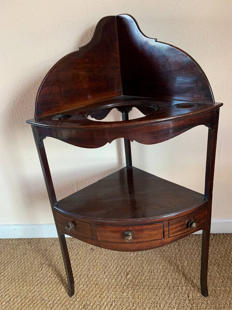 Georgian Mahogany Corner Washstand