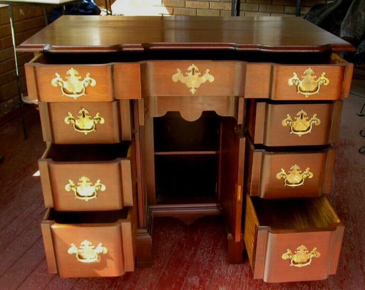 Henry Ford Museum-BARTLEY COLLECTION-Repo Mahogany Chippendale Kneehole Desk