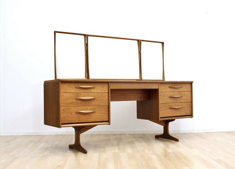 MID CENTURY VANITY BY AUSTINSUITE FURNITURE