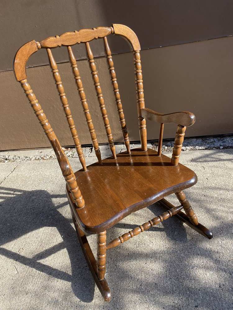 Sweet Vintage Wooden Jenny Lind Style Child Kids Rocker Rocking Chair And Pad