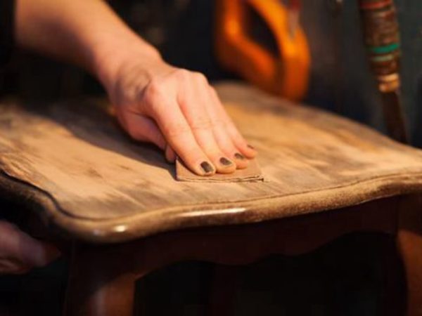 Antique Furniture Restoration Guide – Everything You Need to Know