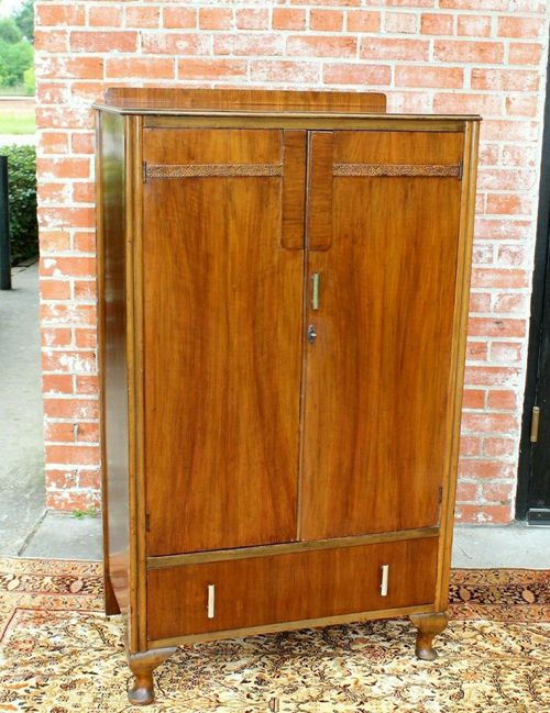 English Antique Queen Anne 2 Doors & 1 Drawer Cabinet Wardrobe