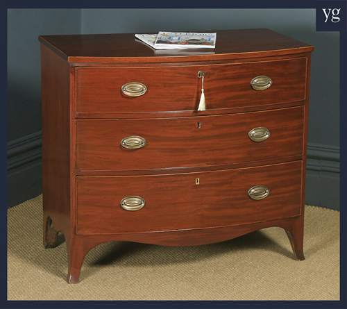 Small Antique English Georgian Regency Mahogany Bow Front Chest of Drawers4