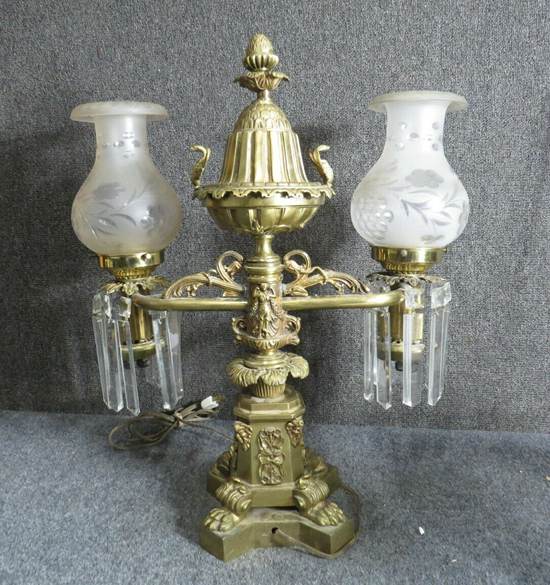 Top quality Antique Bronze figural Argand Lamp double arm Astral oil lamp
