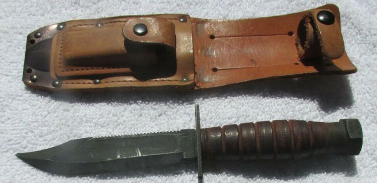 US Military Camillus N.Y. 3-1985 Fighting Pilot Fixed Blade Survival knife