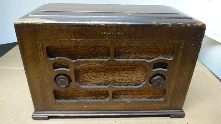 VINTAGE WOODEN ATWATER KENT MODEL 155 SUPER HETERODYNE TUBE RADIO