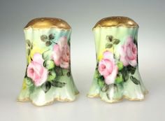 Antique Salt and Pepper Shaker09