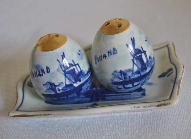 Antique Salt and Pepper Shaker14