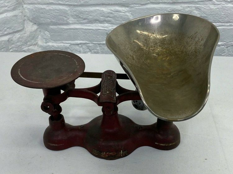 Antique “La Precision Drouaise” Medical Scales in Antique Scales