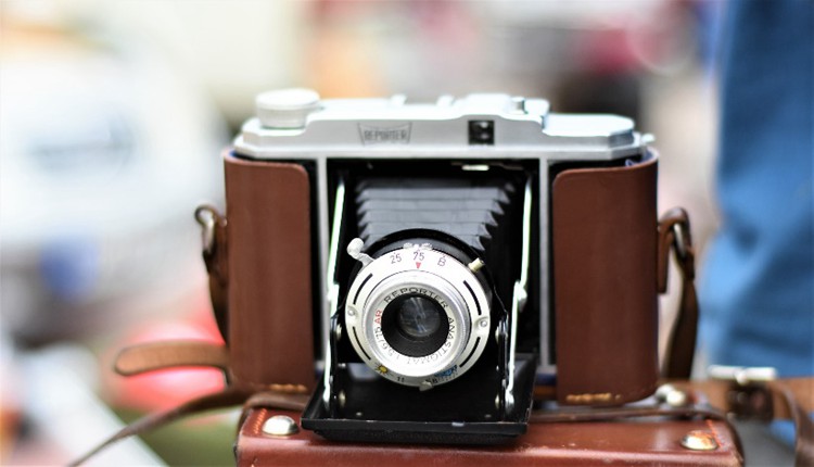 Folding Camera