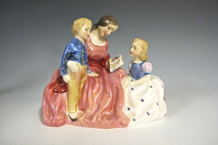 Royal Doulton - HN2059 The Bedtime Story - 1949