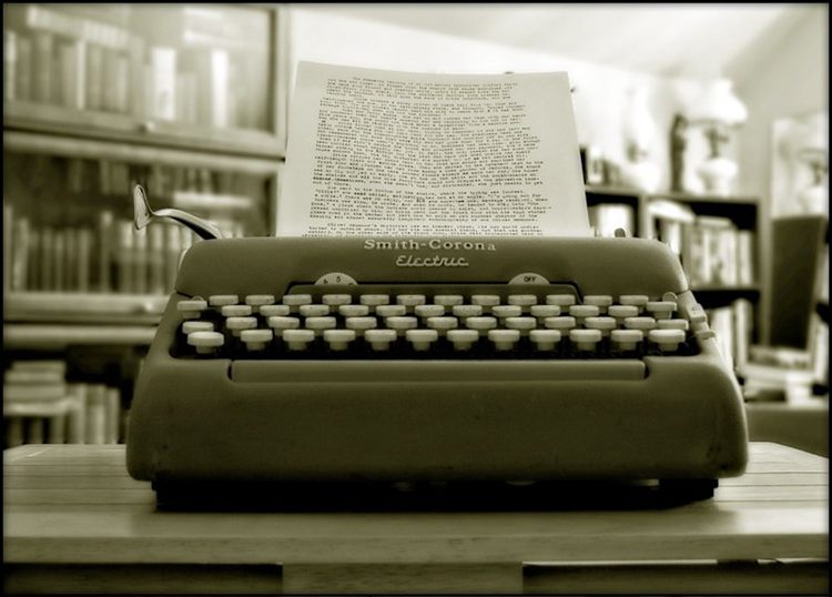Smith-Corona Develops Its First Electric Typewriter