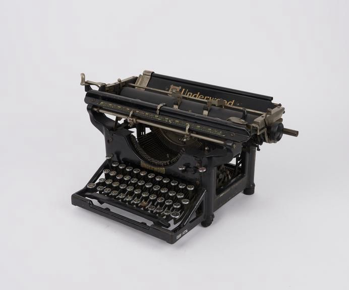 Underwood No.3 typewriter