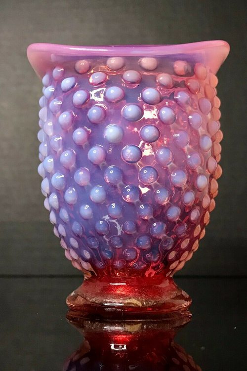 Vintage Fenton Hobnail Opalescent Cranberry Glass Mini Bud Vase 3
