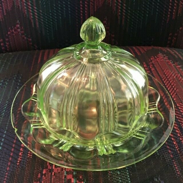 Green Depression Glass Covered Butter Dish Colonial Anchor Hocking as is Vintage