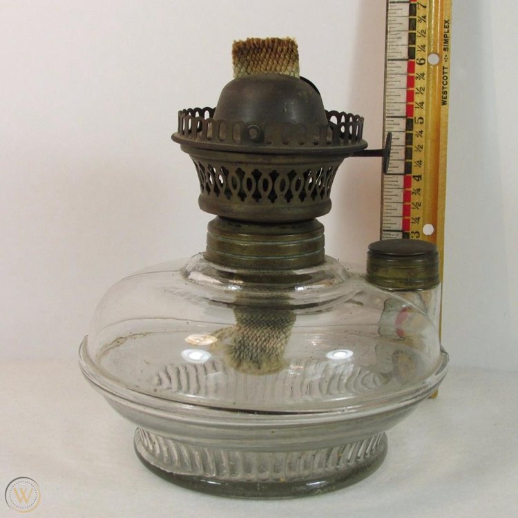 A MFG CO 1885 CORONET BURNER BRACKET GLASS FONT PLUME ATWOOD