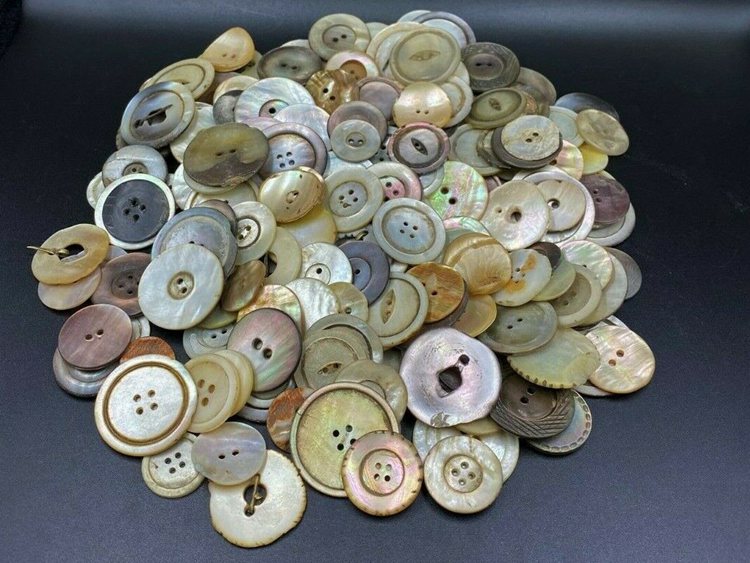 Old Antique Cultural Traditional Jewelry Mother Of Pearl Shell Disk Button Sadaf