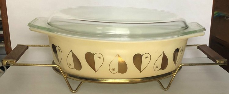 Vintage Pyrex Casserole Gold Heart Pattern Serving Dish on Wood Handle Stand