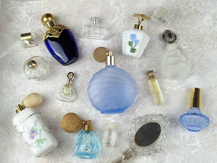 10 Most Valuable Vintage Perfume Bottles