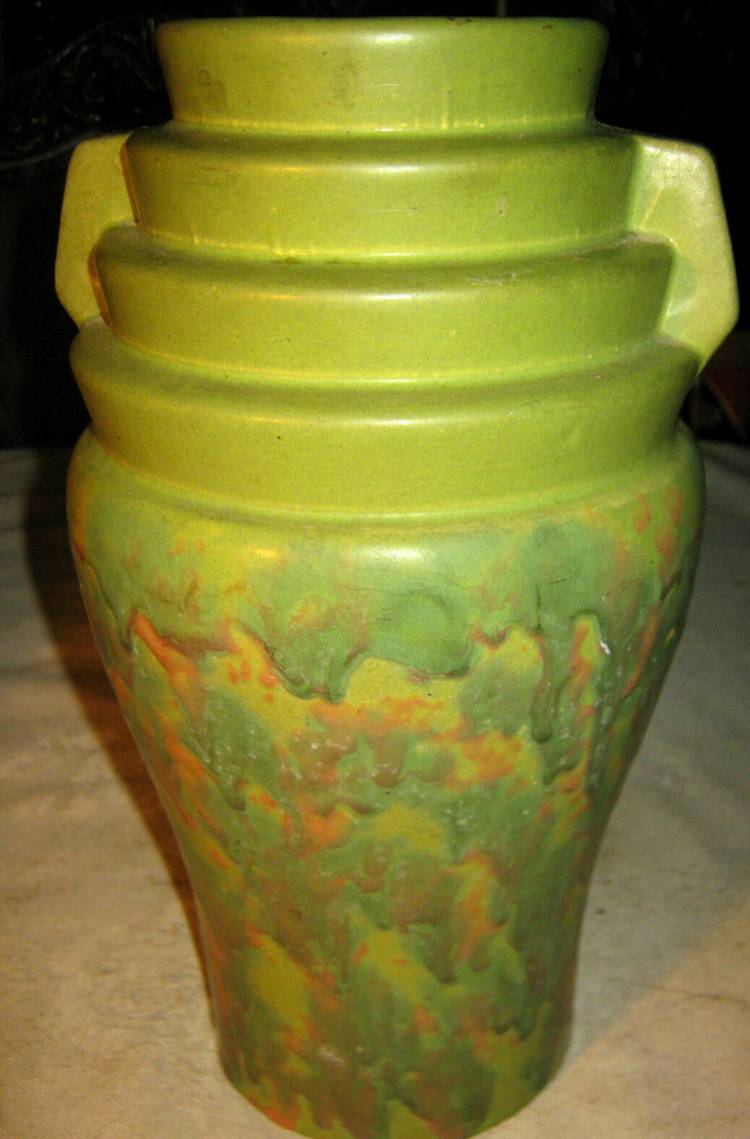 ANTIQUE BRUSH MCCOY FUTURA ART DECO POTTERY FLOWER FLORAL GARDEN HOME PLANT VASE