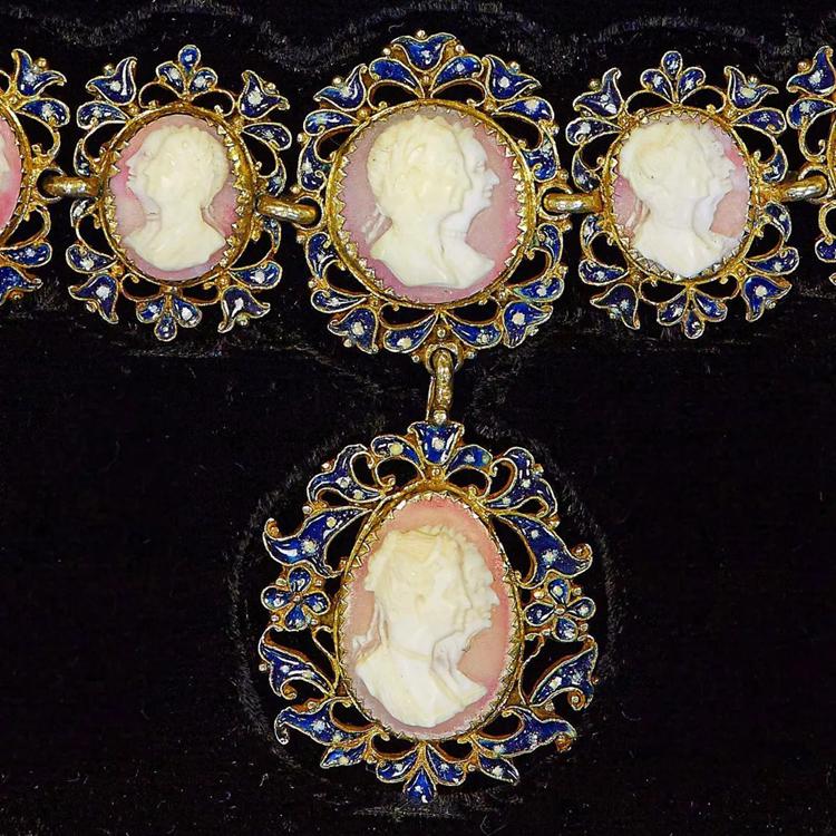 Antique Family Tree Cameo Link Necklace