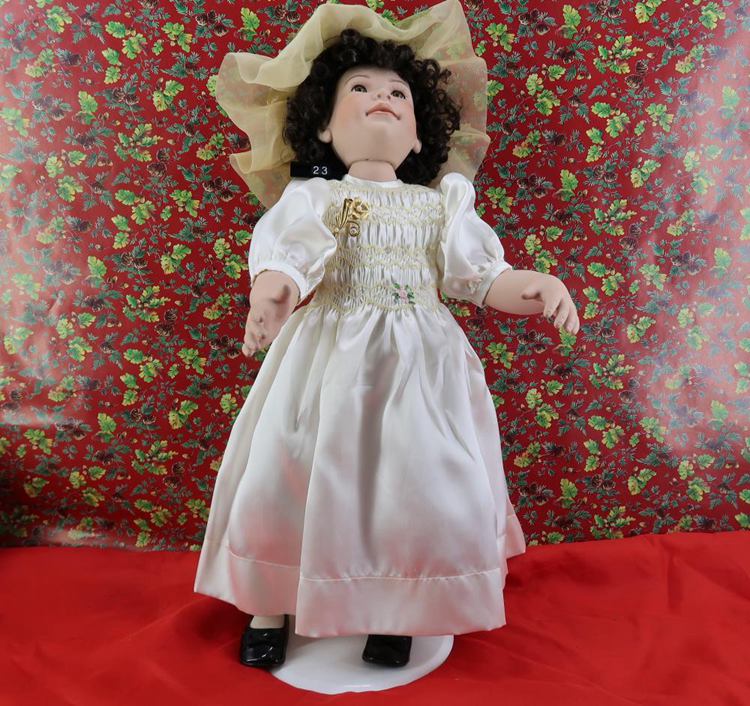 Christmas Elite Dolls By Dorothy
