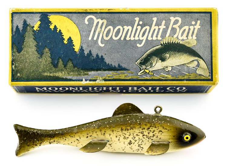 Paw Paw Decoy and Moonlight Box