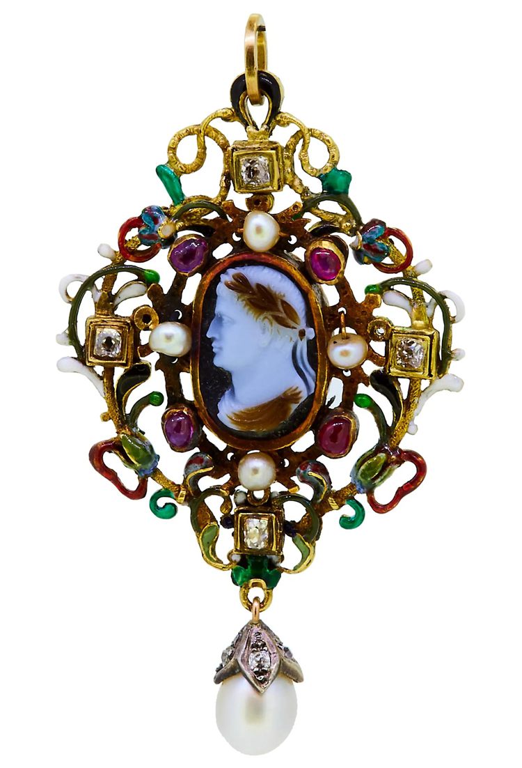 Pearl Enamel and Diamond Renaissance Cameo