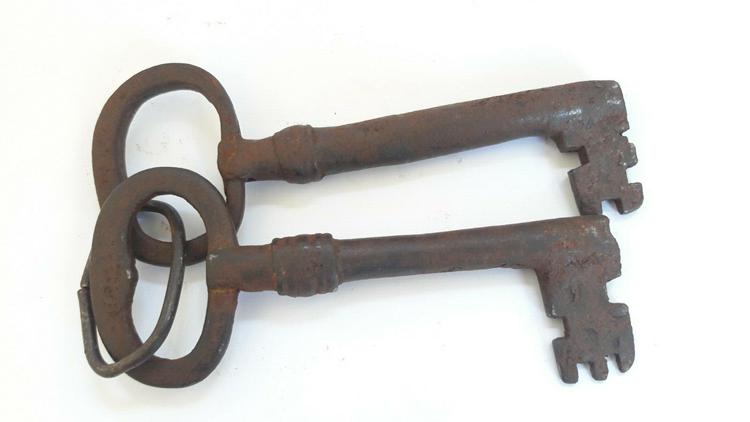 Rustic Antique Steampunk Skeleton Key Set