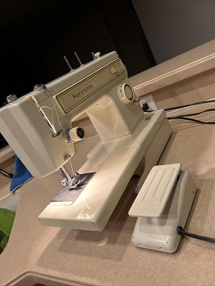 Vintage Sears Kenmore Sewing Machine Model 158-12310 TESTED WORKING