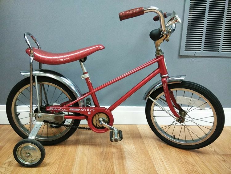 2 Vintage Cardinal Red Schwinn Stingray Pixie 2 Bicycle 16 in Tire 1977 EUC