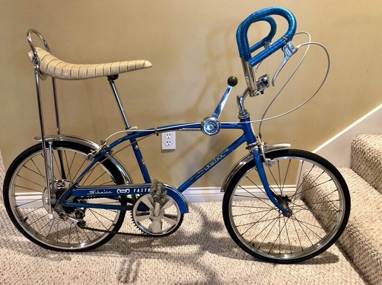 5. Schwinn 1967 Ramshorn Fastback Stingray Sky Blue vtg