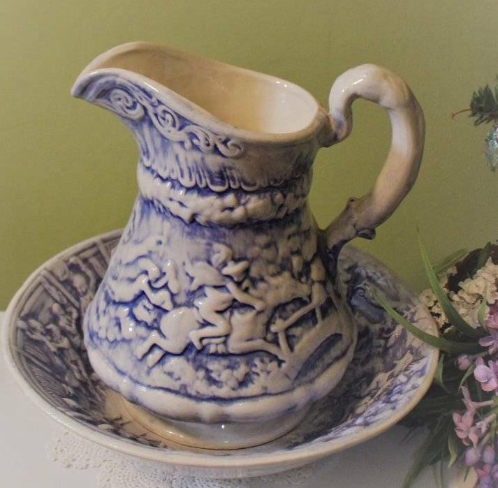 5. Tam O’ Shanter 18th Century Europa Washbowl & Pitcher Set