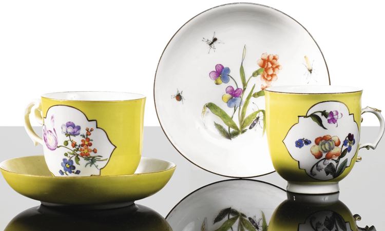 7.Meissen Porcelain Teacup and Saucer Set