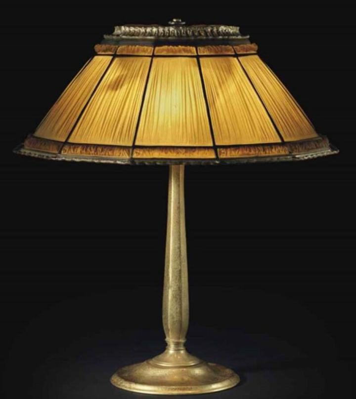 11.TIFFANY STUDIOS 'Linenfold' Favrile Glass and Gilt-Bronze Table Lamp