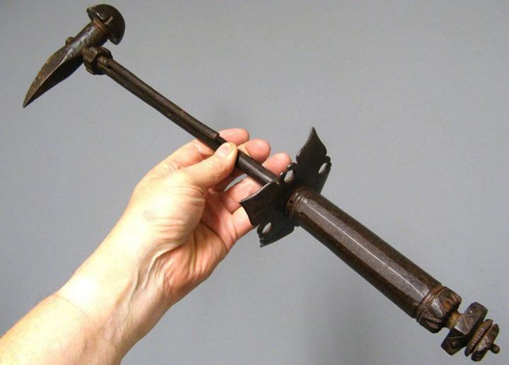 Hammers in the 1600s to 1800s