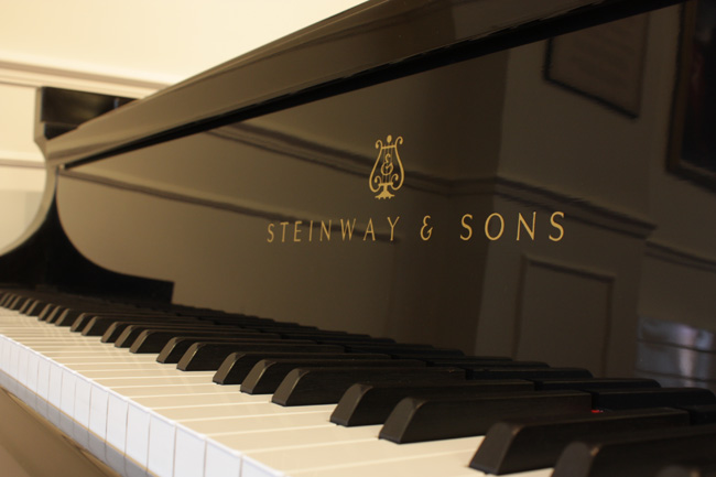 steinway_pianos