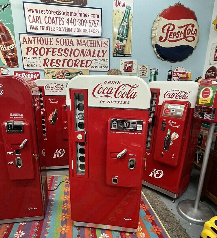 Beautiful Restored 1950s Coke Coca Cola Machine
