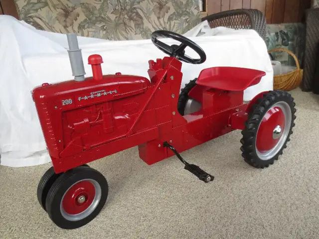 McCormick Farmall 200 Pedal Tractor