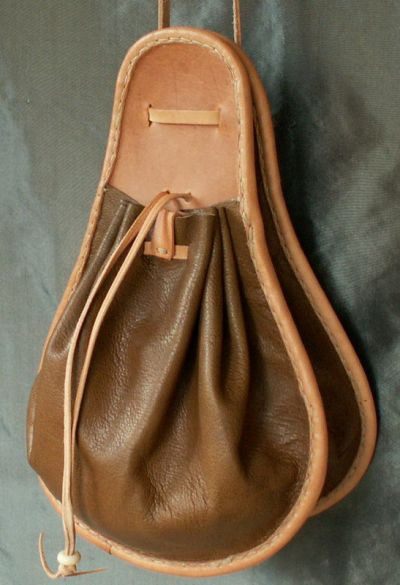16th century lady pear shaped purse