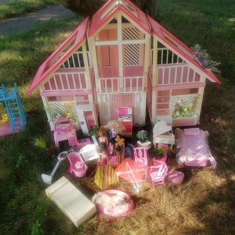 1979 Vintage Barbie A-Frame House 