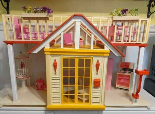 1983 Barbie’s Dream Cottage with Pets 
