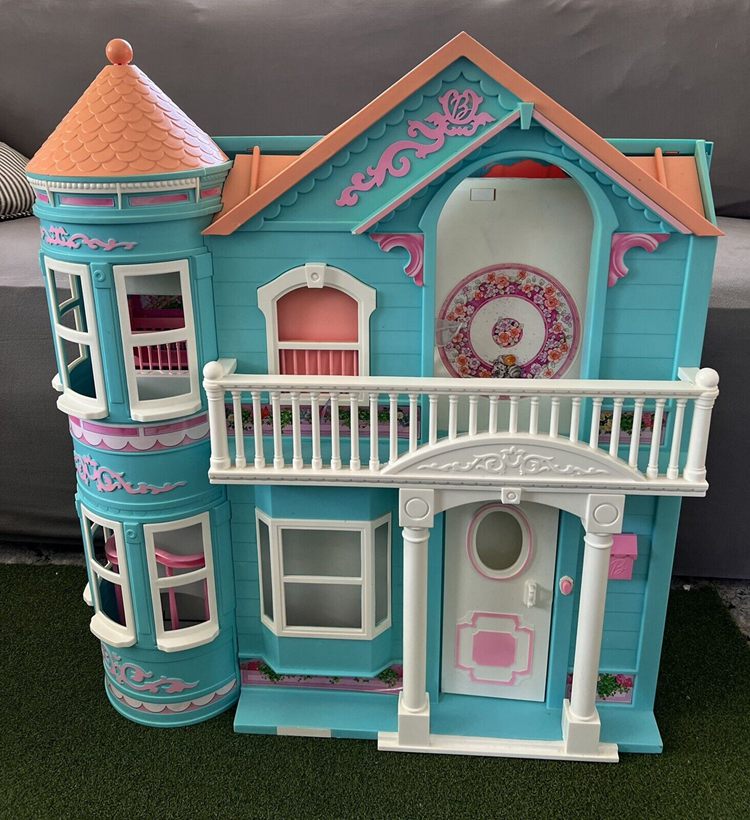 1998 Barbie Dream House 