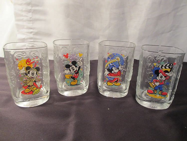 https://www.txantiquemall.com/wp-content/uploads/2022/09/2000-McDonalds-Disney-Glasses.jpg