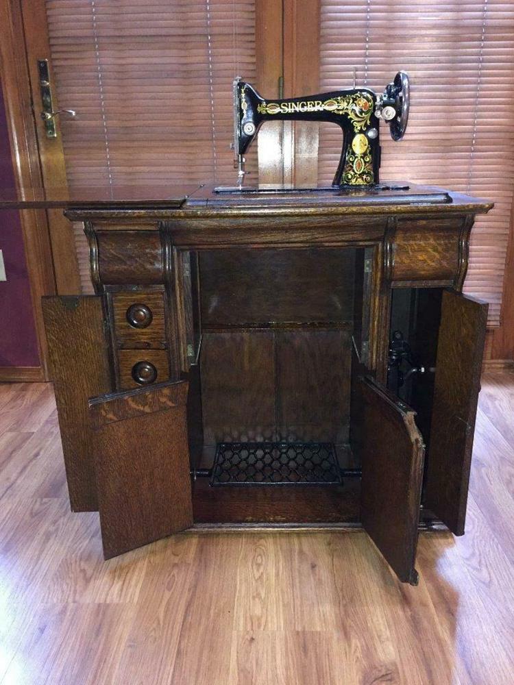 66 Red Eye Sewing Machine Table