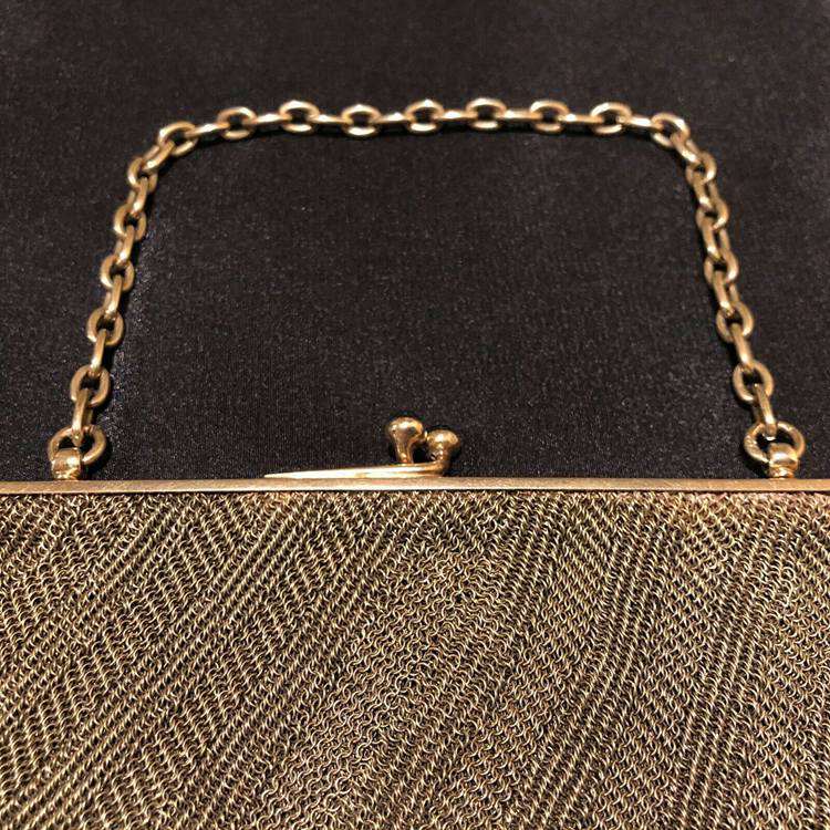 A 1900s Russian Gold Mesh Purse