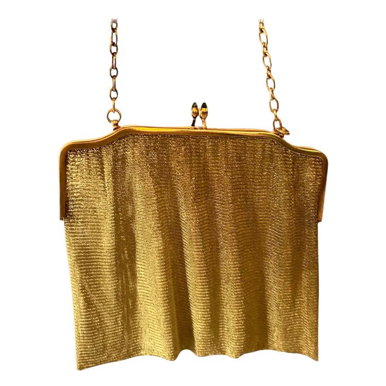 An extremely rare 20th century mesh purse